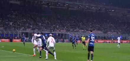 国际米兰发布备战花絮，关键时刻内部沟通，中超任务艰巨，细节决定成败的简单介绍