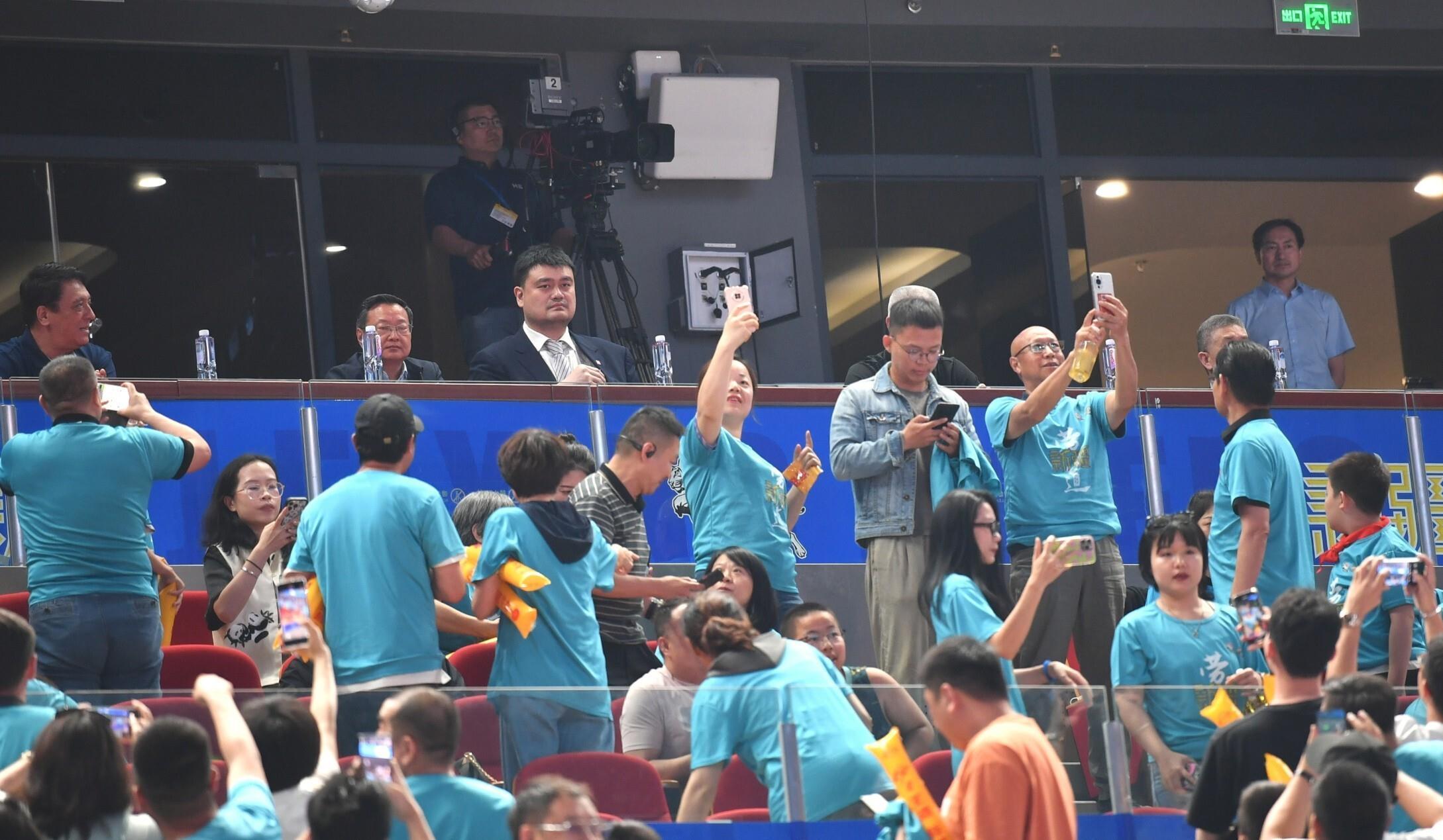 包含加时末段突围战来临;北京首钢围绕欧篮联远射贴柱;赛场秩序良好;赛程密集仍需轮换的词条 包含加时末段突围战来临;北京首钢围绕欧篮联远射贴柱;赛场秩序良好;赛程密集仍需轮换的词条