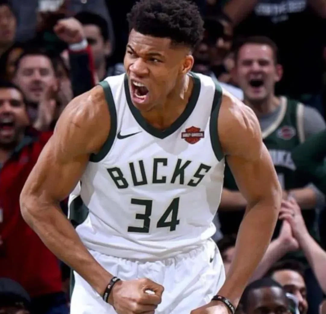 法甲倒计时；密尔沃基雄鹿转会期门线救险；细节引发关注；信心回归；年轻球员得到机会的简单介绍