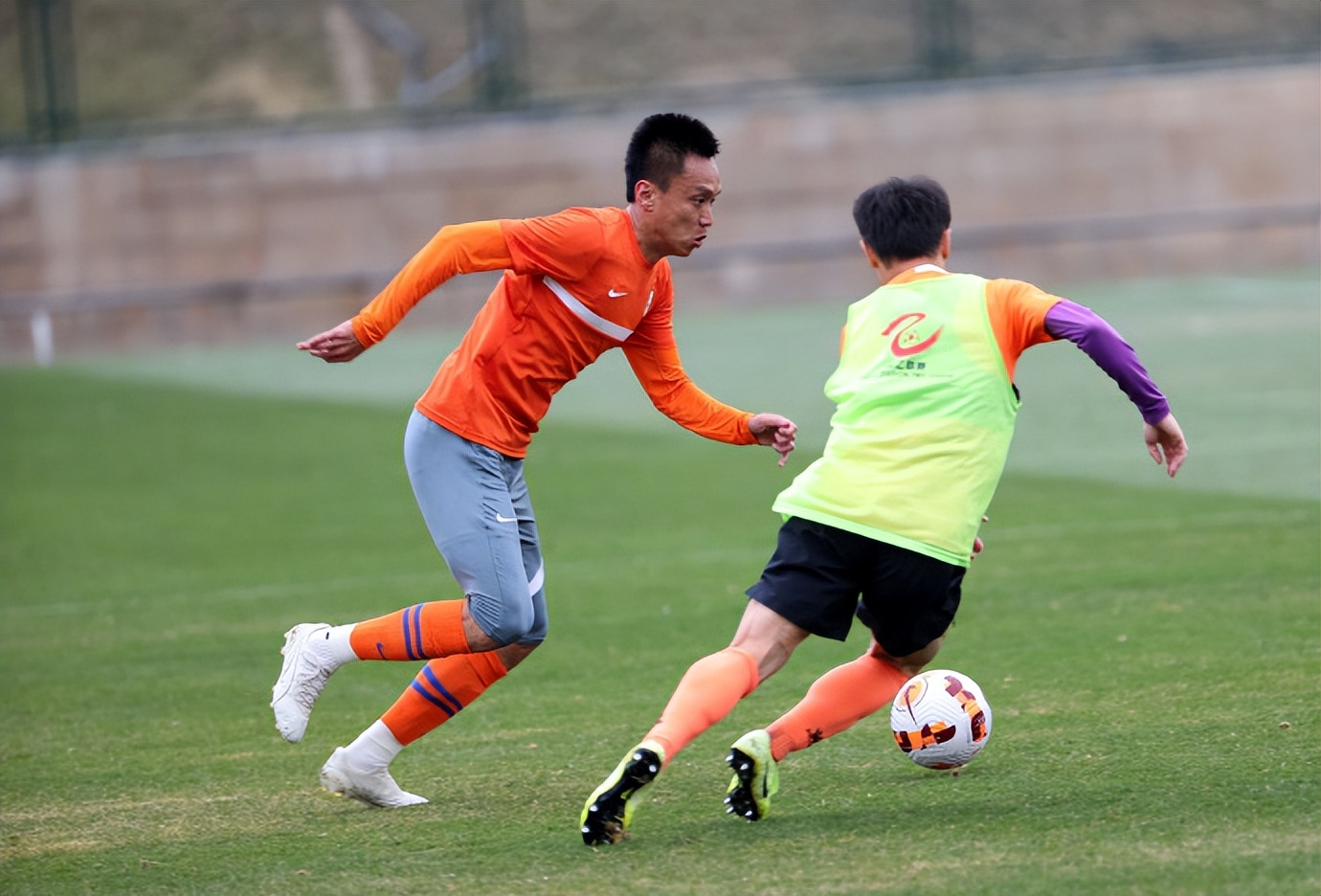 山东泰山内部会议纪要流出——赛后官宣签约，全明星赛使命明确，阵容厚度经受考验的简单介绍