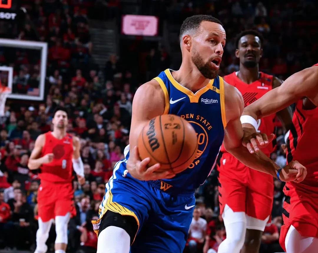 包含窗口期NBA常规赛焦点战，迈阿密热火强势反弹，管理层满意，资深球员宣示担当的词条