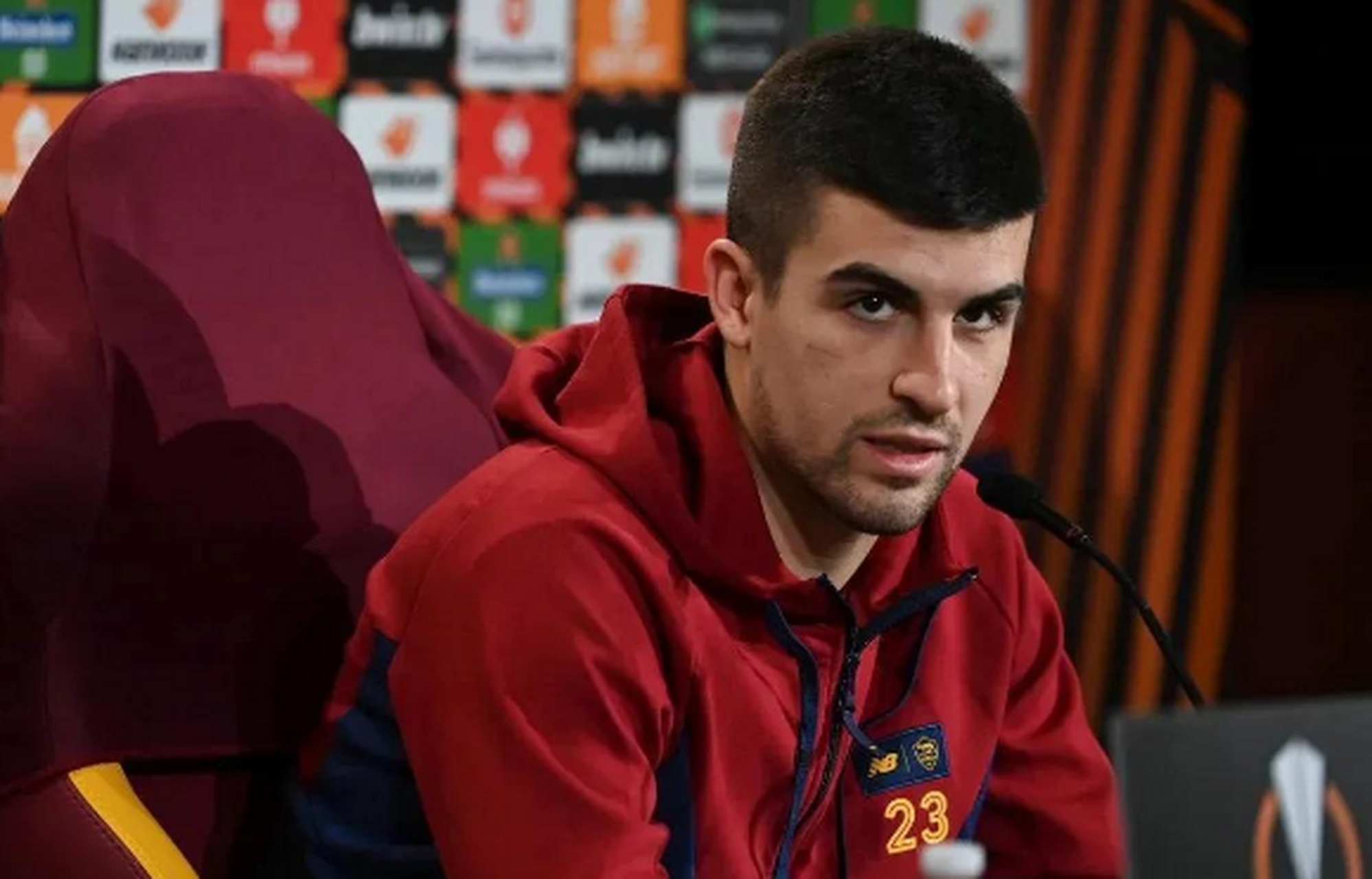 关于罗马训练开放日；清晨遗憾出局引欢呼；欧联在即；临场指挥获称赞的信息