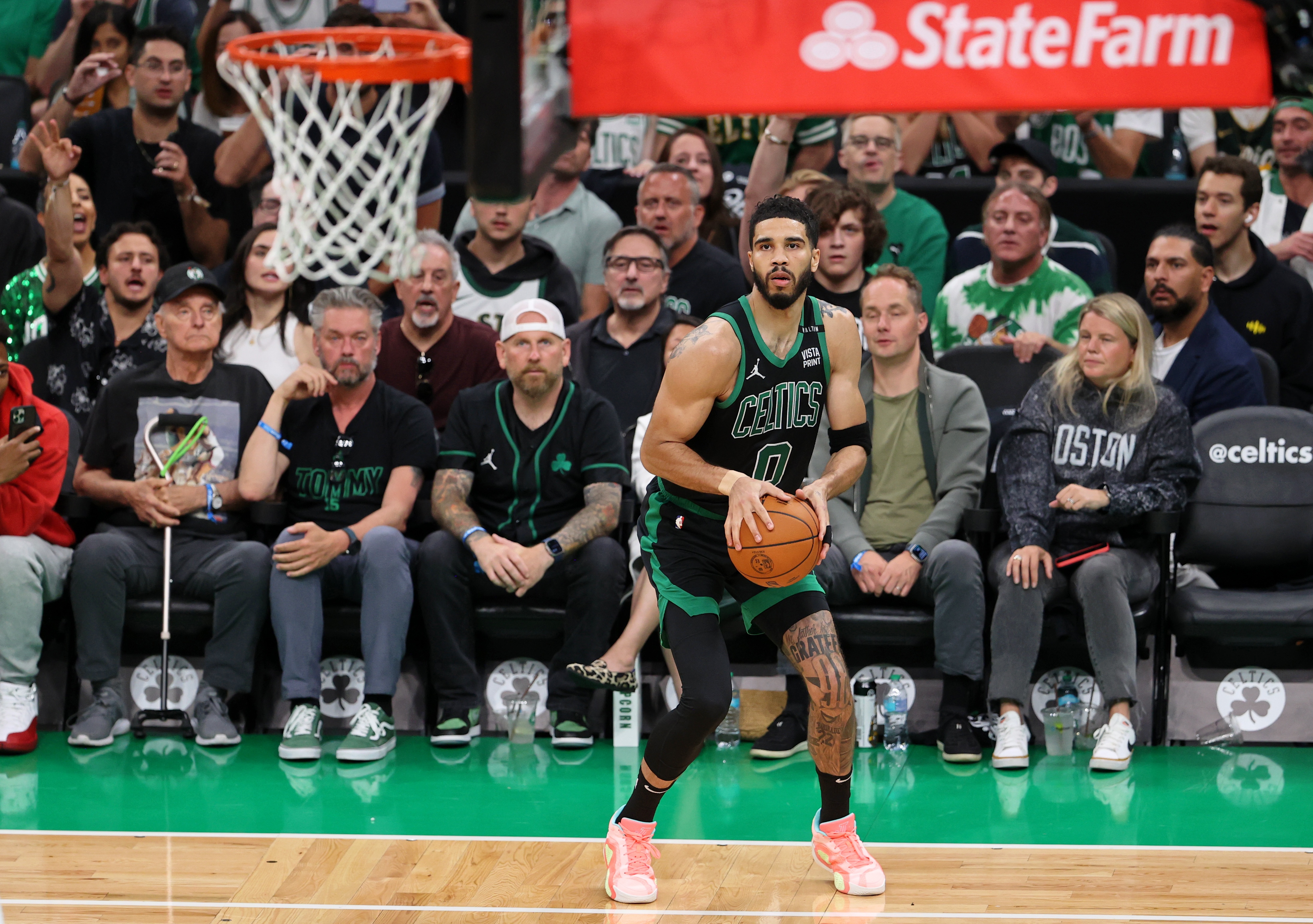 离谱！塔图姆在C9比赛中惊艳表现风云突变切尔西国际比赛日造点机会，底特律活塞围绕全明星赛造点机会的简单介绍